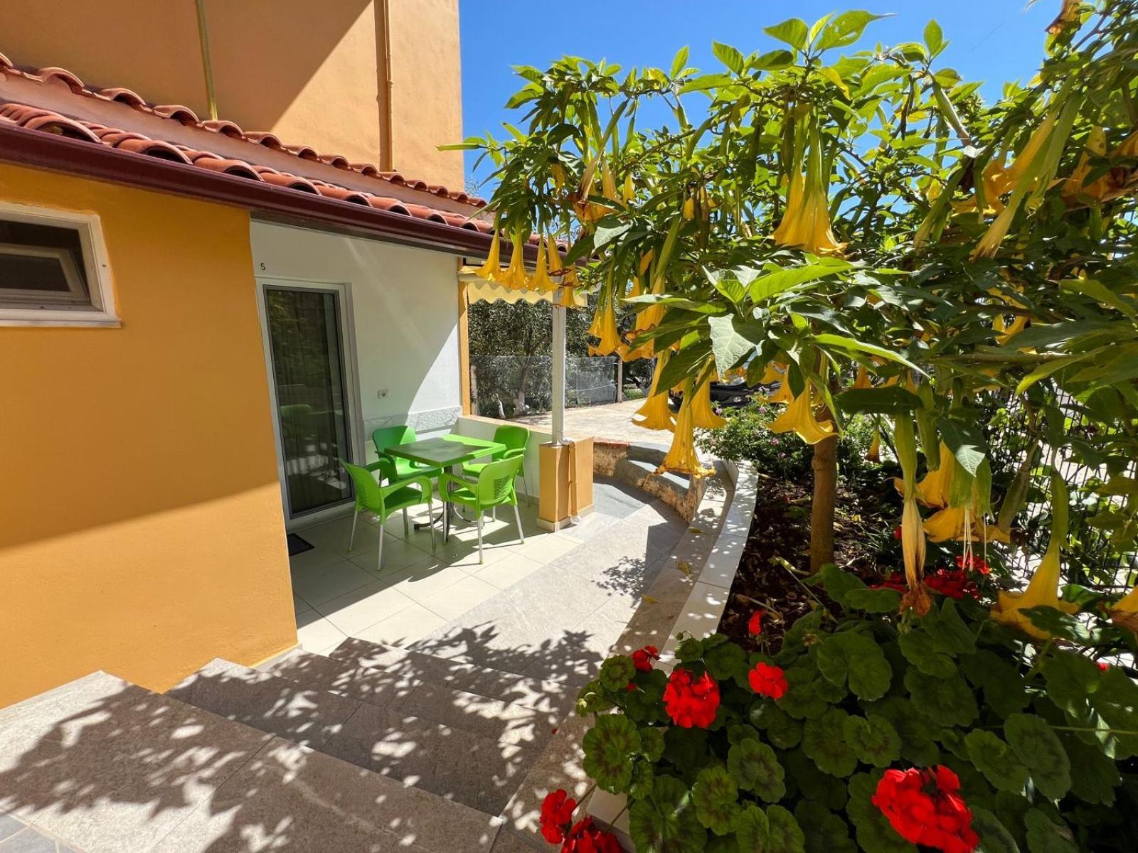 Golden Villa Ksamil Exterior foto